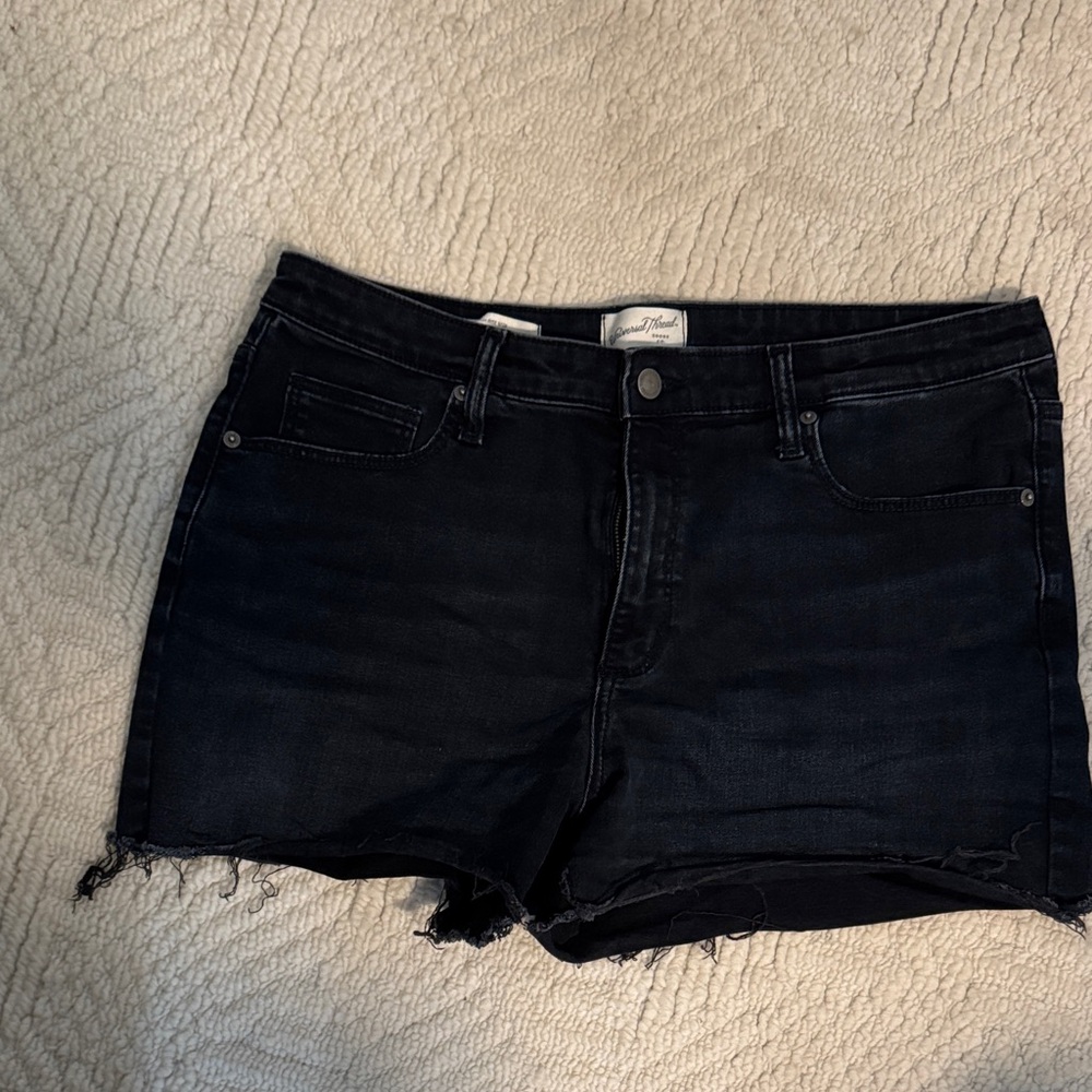 Universal Thread Black Denim Cutoff Shorts with Frayed Hem